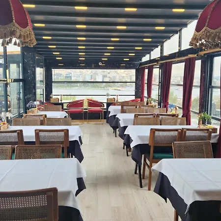 Lale Sultan Szálloda *