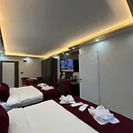 Lale Sultan Hotel *