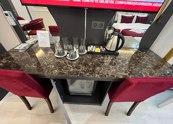 Lale Sultan מלון