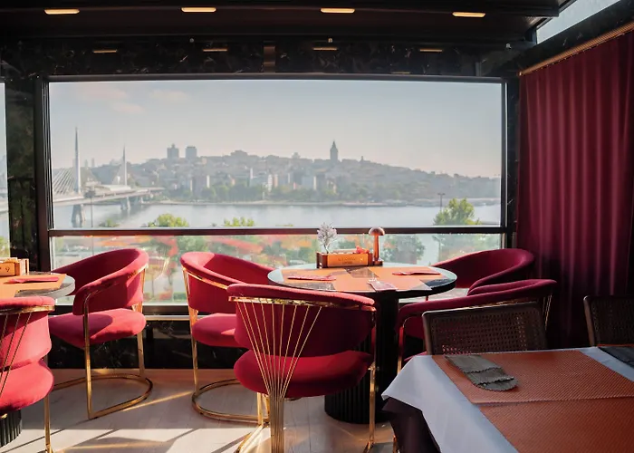 מלון Lale Sultan *